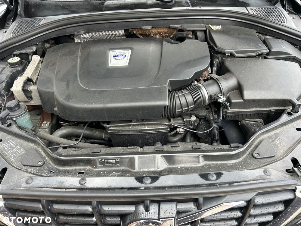Volvo XC 60 D3 Momentum - 9