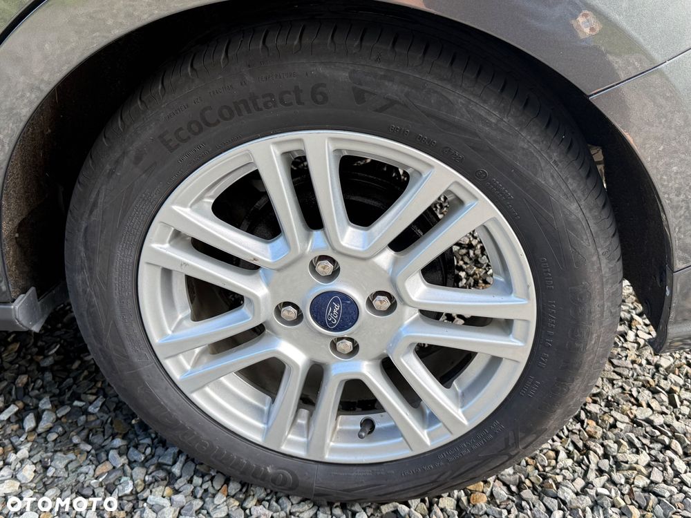 Ford Tourneo Courier 1.0 EcoBoost Titanium - 4