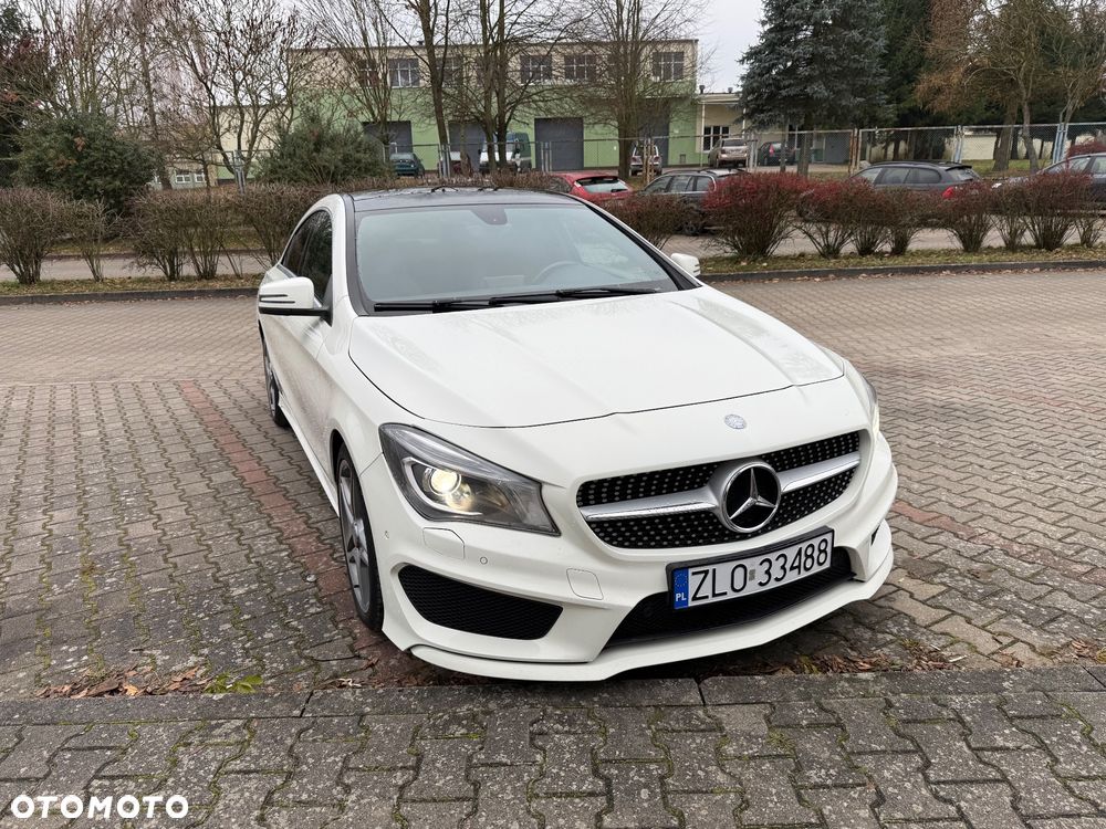 Mercedes-Benz CLA 220 CDI 7G-DCT AMG Line - 4
