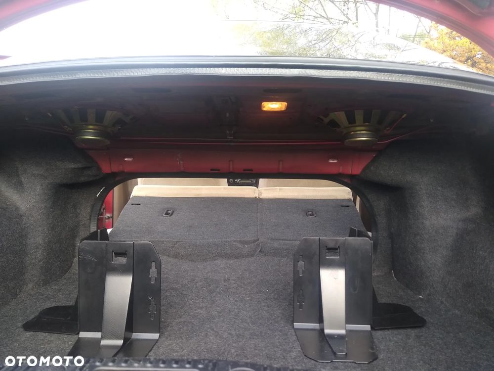 Toyota Camry 3.0 V6 LE - 29