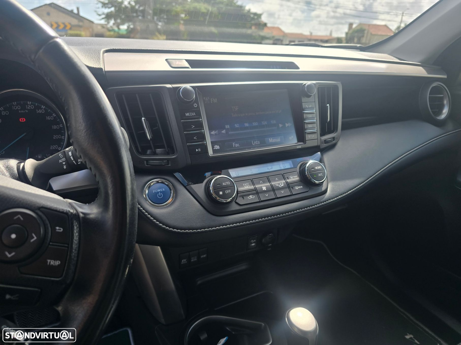 Toyota RAV4 - 12