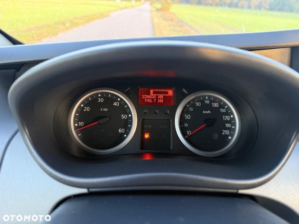 Renault Trafic - 31