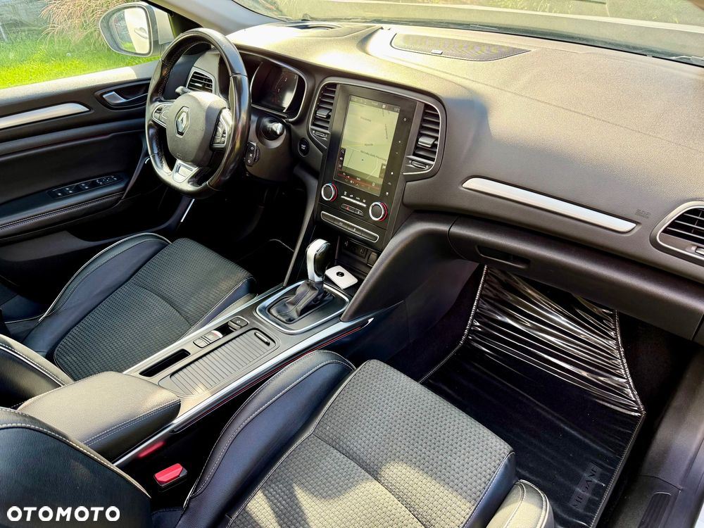 Renault Megane ENERGY dCi 110 EDC BOSE EDITION - 11