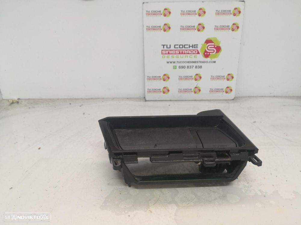 CONSOLA CENTRAL GUANECIDO LEXUS UX ZA10 - 1