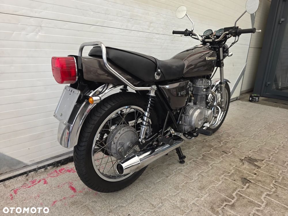 Kawasaki Z - 21