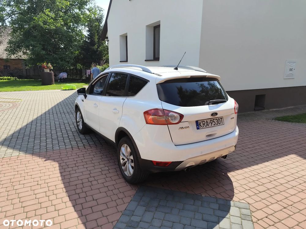 Ford Kuga 2.0 TDCi Titanium - 4