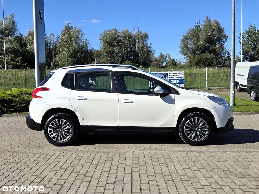 Peugeot 2008 1.2 Pure Tech Active EU6 - 4