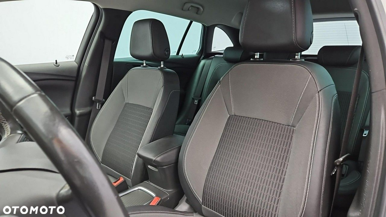 Opel Astra V 1.5 CDTI Elegance S&S - 11