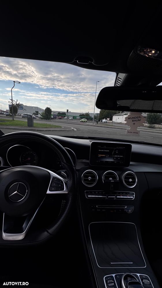 Mercedes-Benz C 220 d Coupe 9G-TRONIC AMG Line - 6