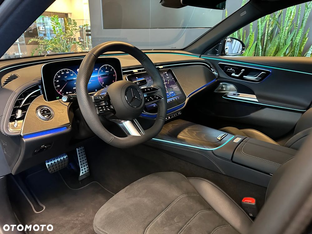 Mercedes-Benz Klasa E 220 d mHEV AMG 9G-Tronic - 7