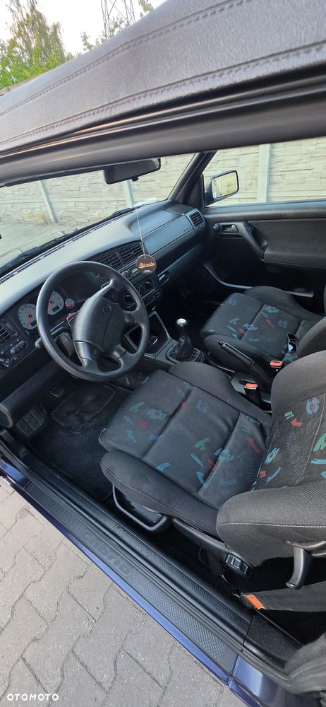 Volkswagen Golf 1.8 - 19