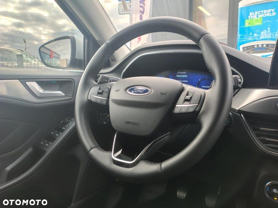 Ford Focus - 22