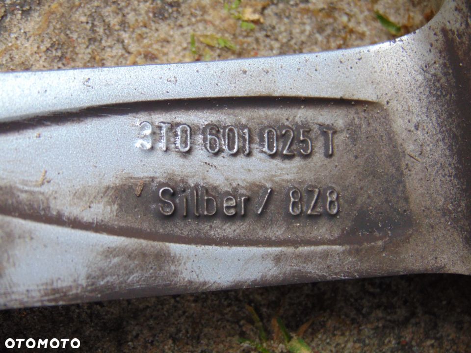 ORYGINALNE felgi aluminiowe 18 3T0601025T 3T0601025HE 7,5Jx18H2 , ET46 Skoda Superb 3T0 2 II 08-15r - 19