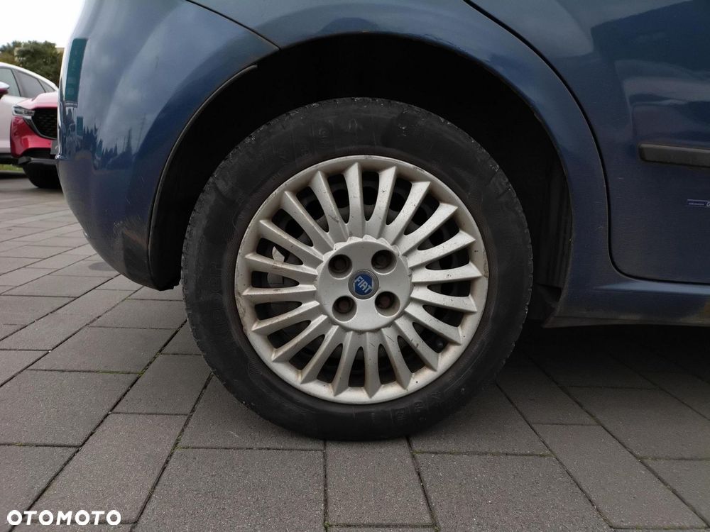 Fiat Punto - 18