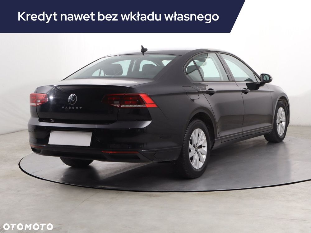 Volkswagen Passat - 7