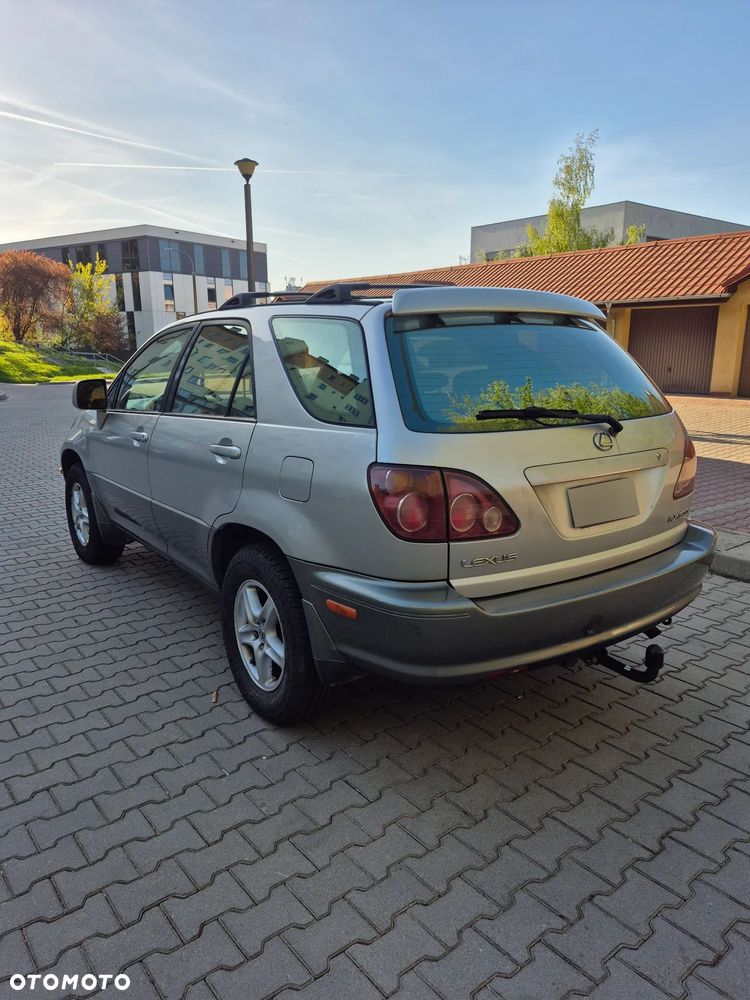 Lexus RX - 5