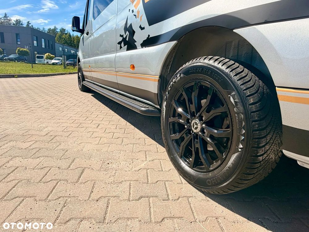 Mercedes-Benz Sprinter - 22