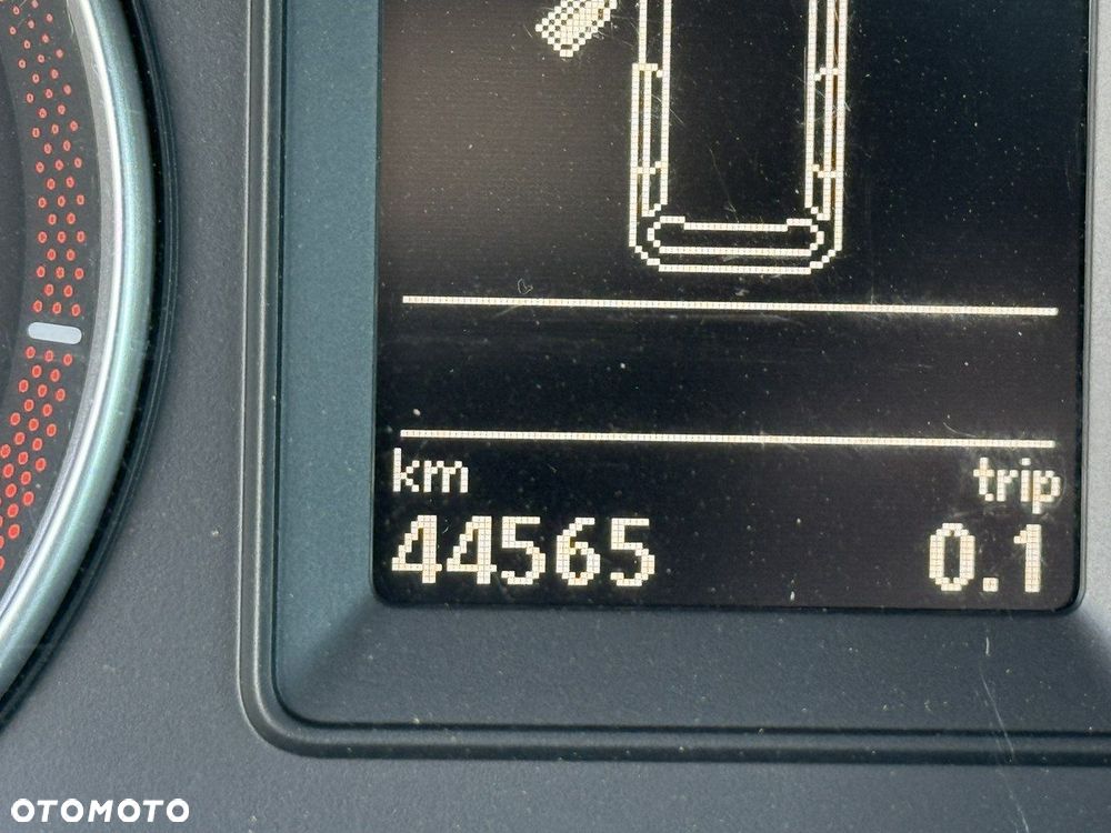 Volkswagen Caddy - 9