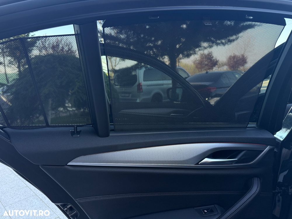 BMW Seria 5 520d xDrive Aut. M Sport Edition - 24