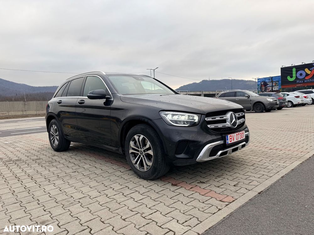 Mercedes-Benz GLC 220 d 4MATIC 9G-TRONIC AMG Line - 3