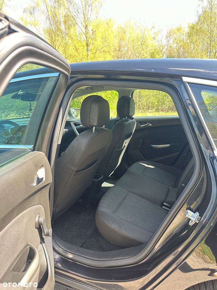 Opel Astra 1.7 CDTI Enjoy - 9