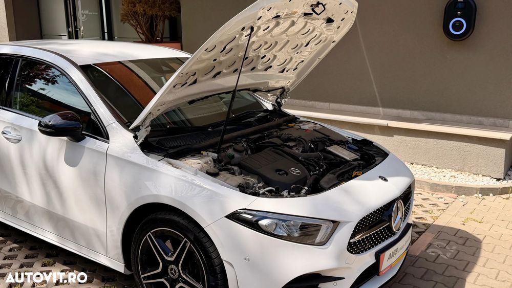 Mercedes-Benz A 250 e 8G-DCT AMG Line - 6
