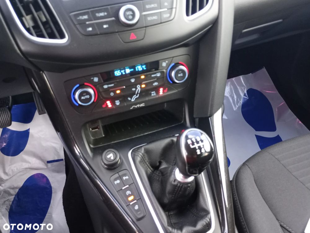 Ford Focus 1.6 TDCi Titanium - 16
