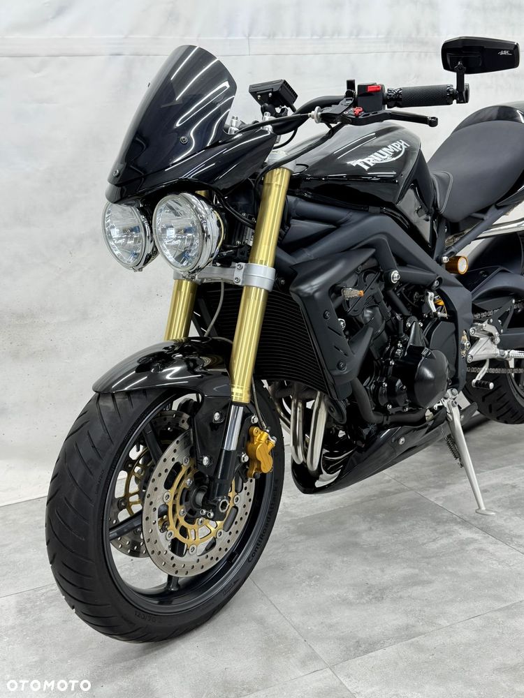 Triumph Street Triple - 23
