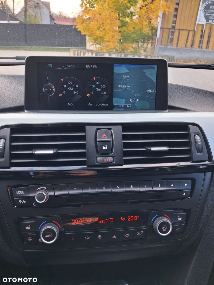 BMW Seria 3 320d xDrive Luxury Line - 11