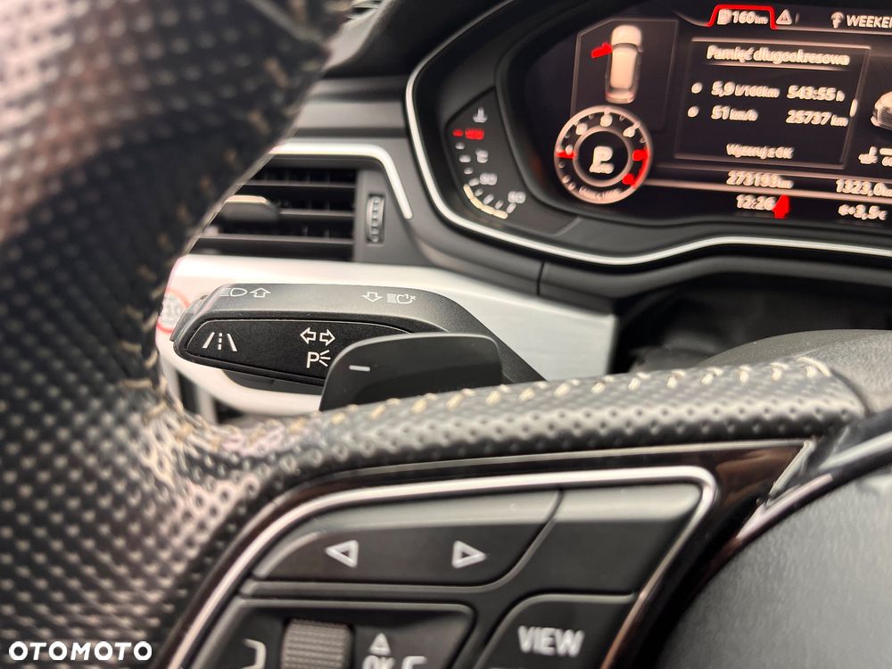 Audi A4 Avant 2.0 TDI Quattro S tronic - 12