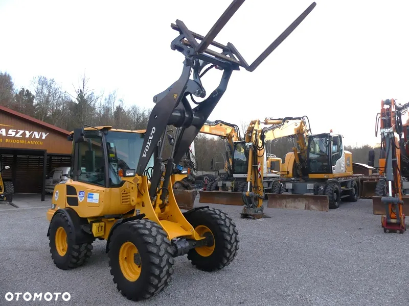 Volvo L25F / Z Niemiec / WAGA / Super Stan / - 40