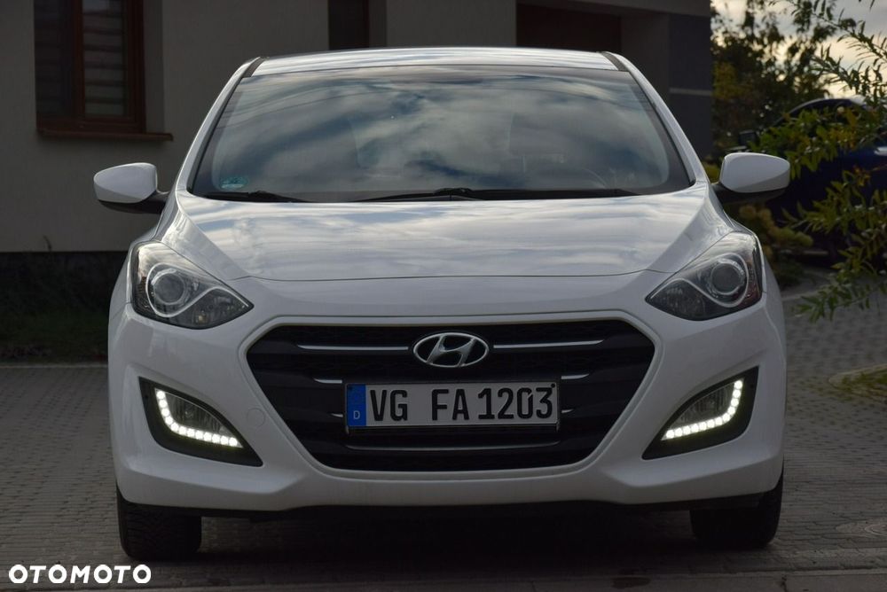 Hyundai i30 1.4 Classic + - 3