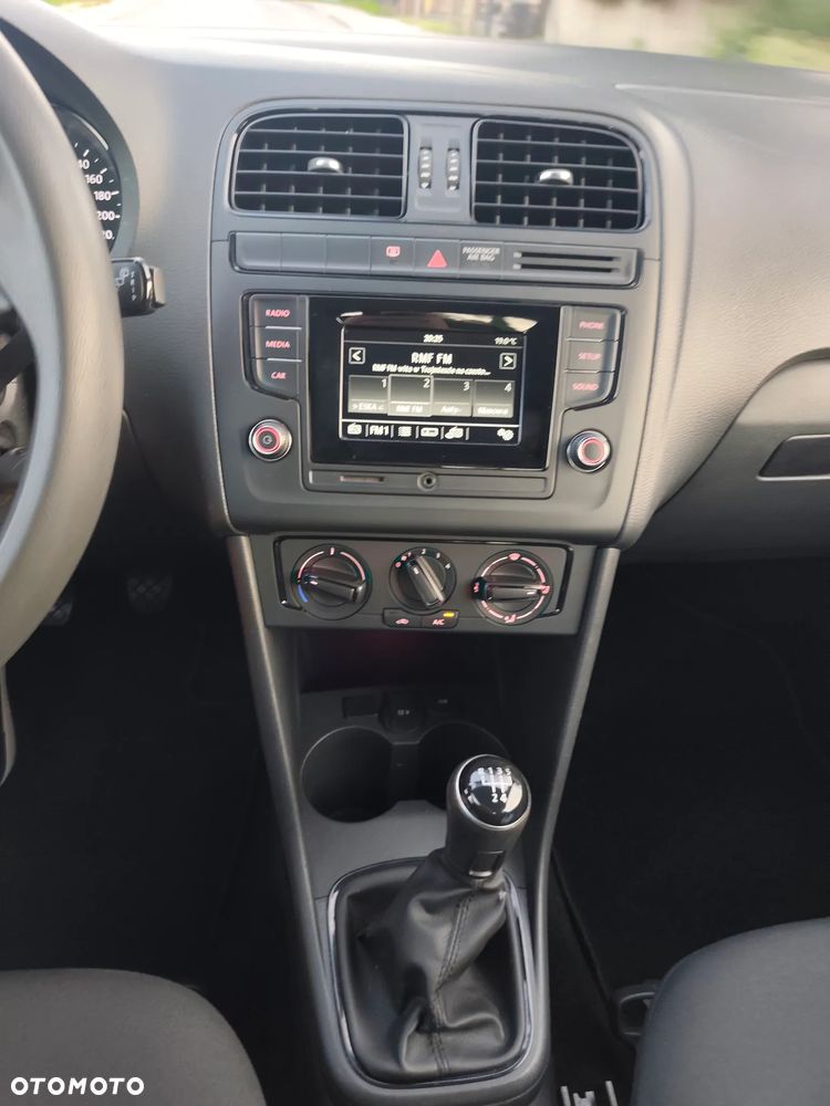Volkswagen Polo 1.4 TDI Comfortline - 11