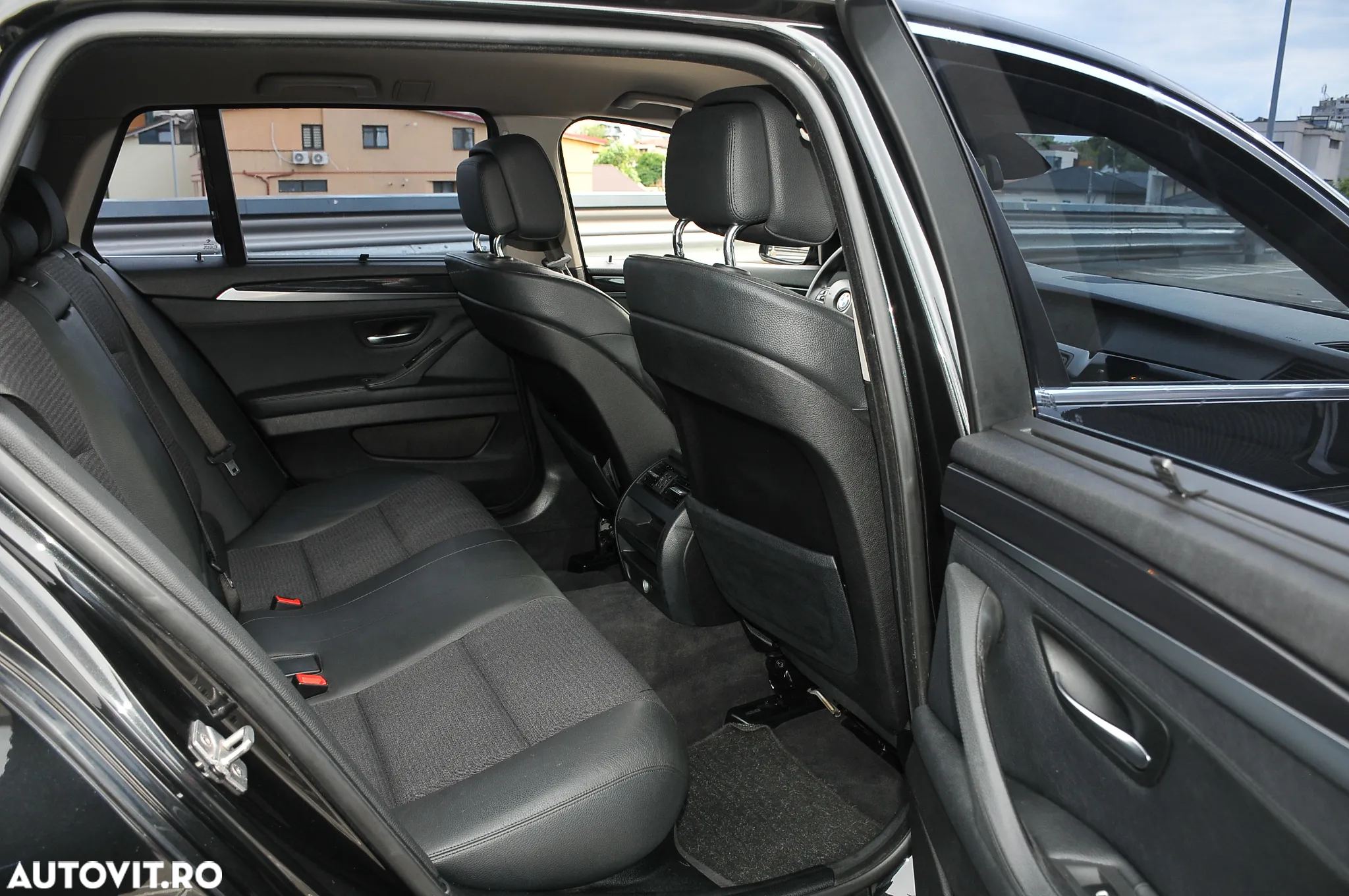 BMW Seria 5 520d Aut. - 5