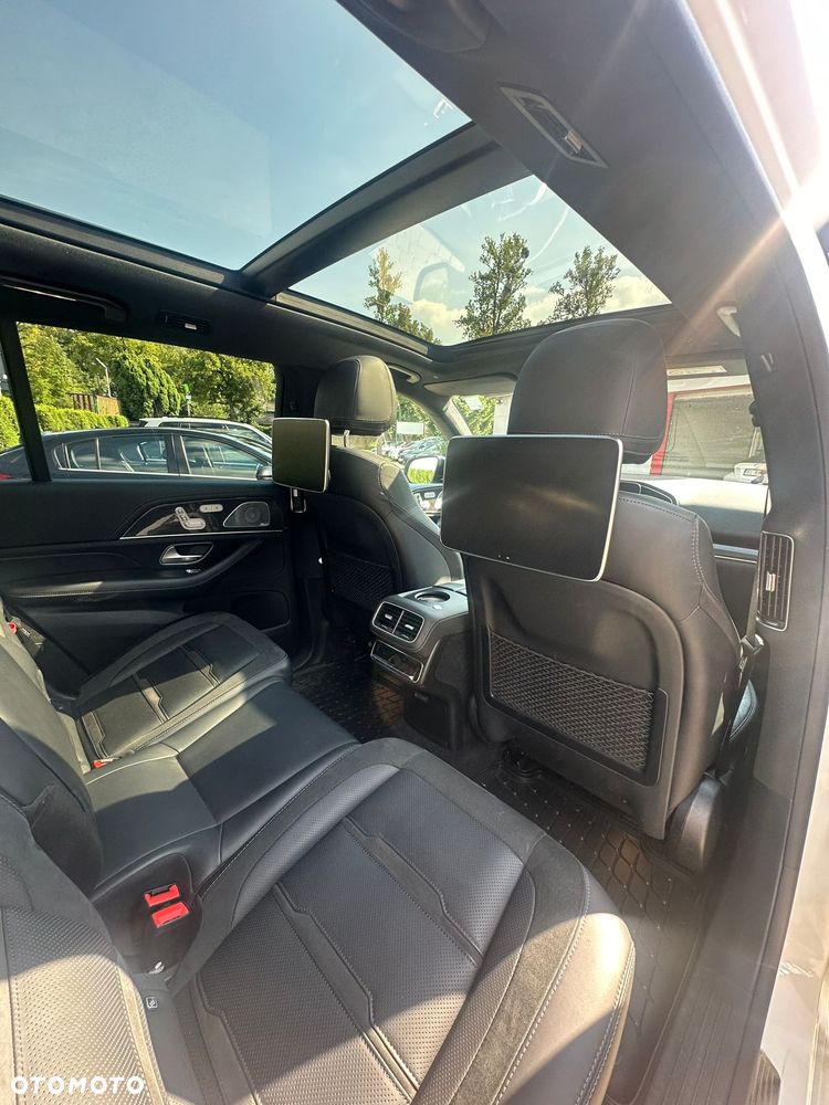 Mercedes-Benz GLS - 2