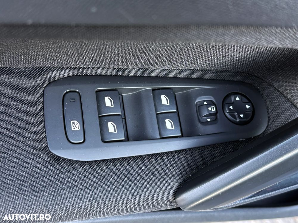 Peugeot 308 BlueHDi 130 Stop & Start Active Pack - 17