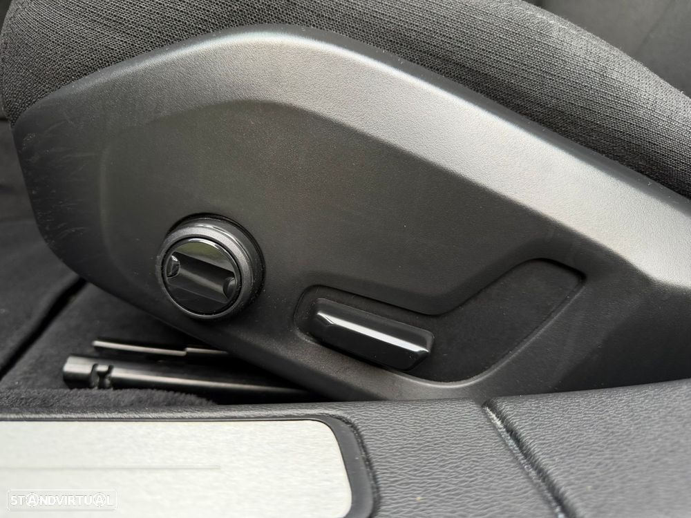 Volvo V60 2.0 T6 AWD TE Inscription Expression - 17