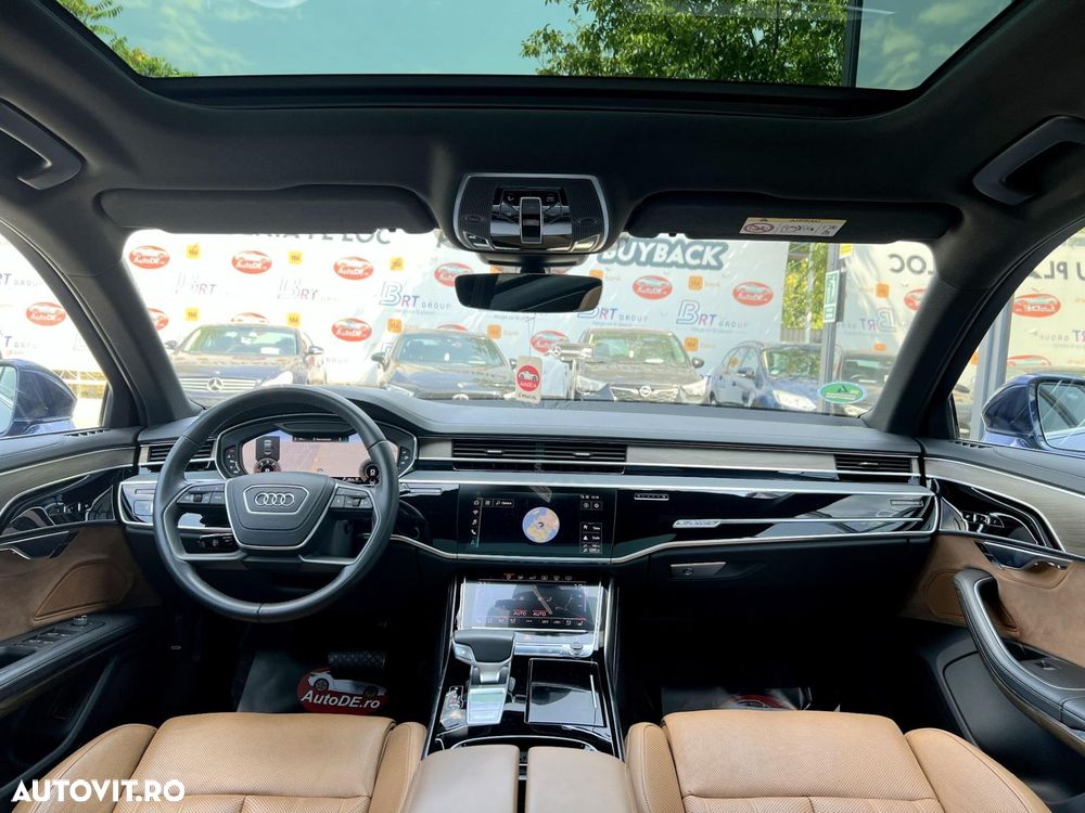Audi A8 - 8