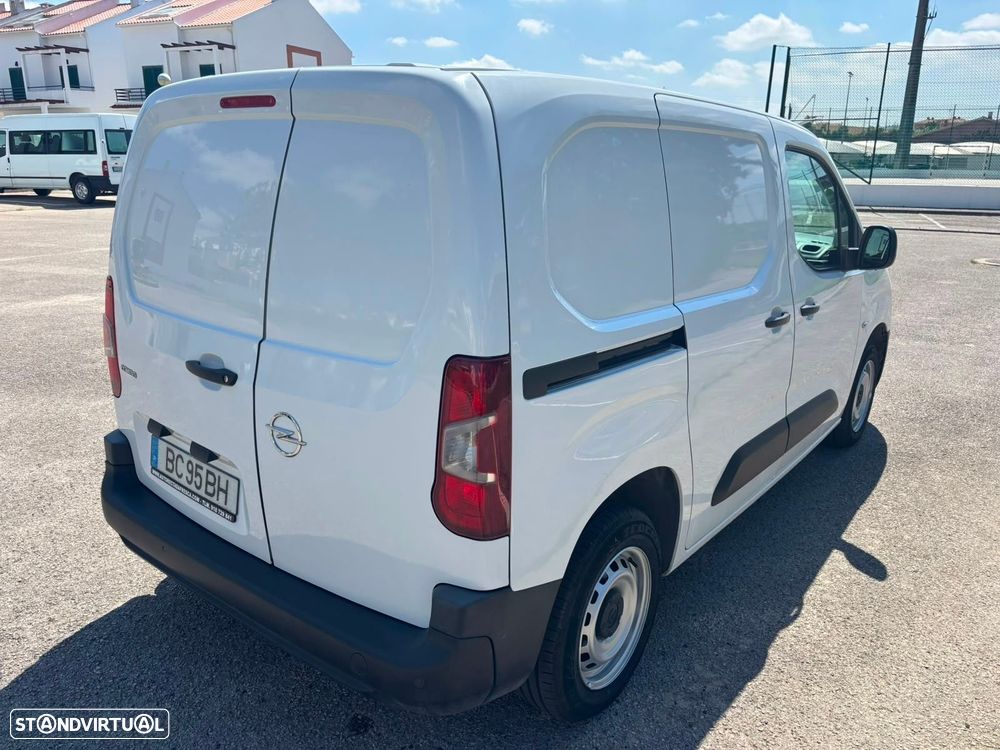 Opel Combo 1.5 CDTi 102cv L1H1 ENJOY - AC - IVA DEDUTÍVEL - 11