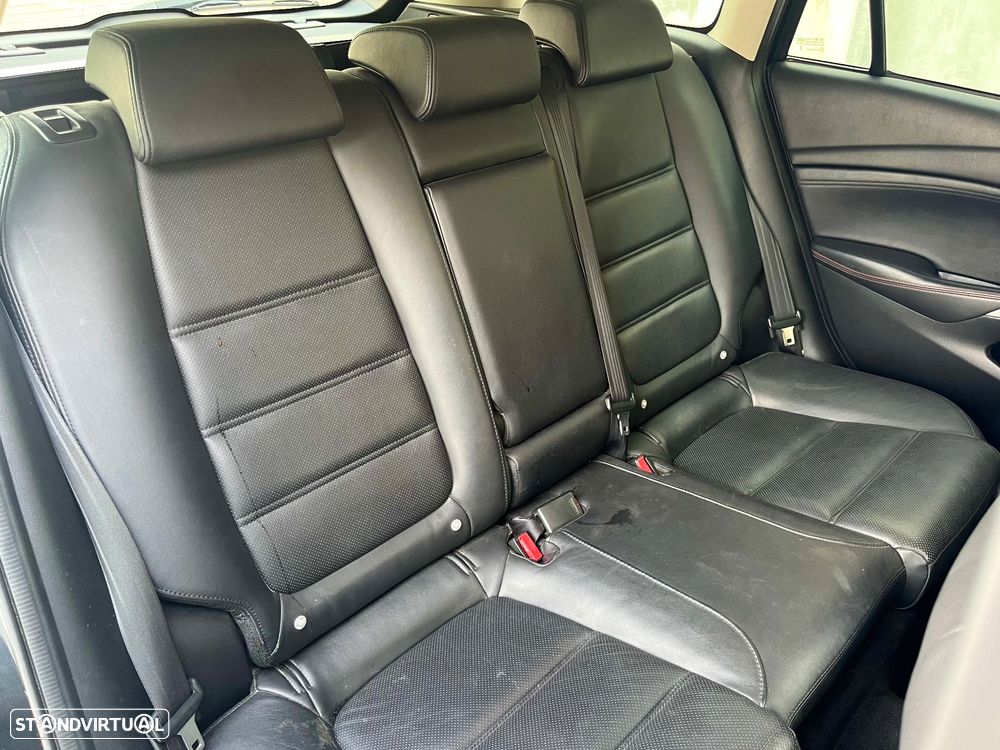 Mazda 6 2.2 SKY-D Excellence Navi - 28