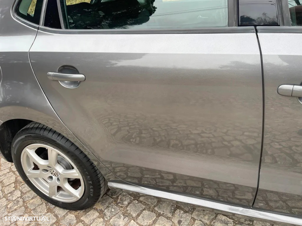 VW Polo 1.6 TDI Confortline BlueMotion - 18