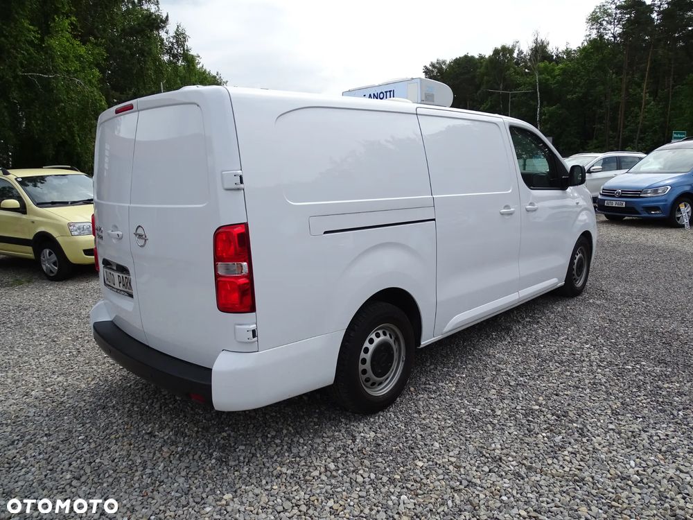 Opel VIVARO - 11