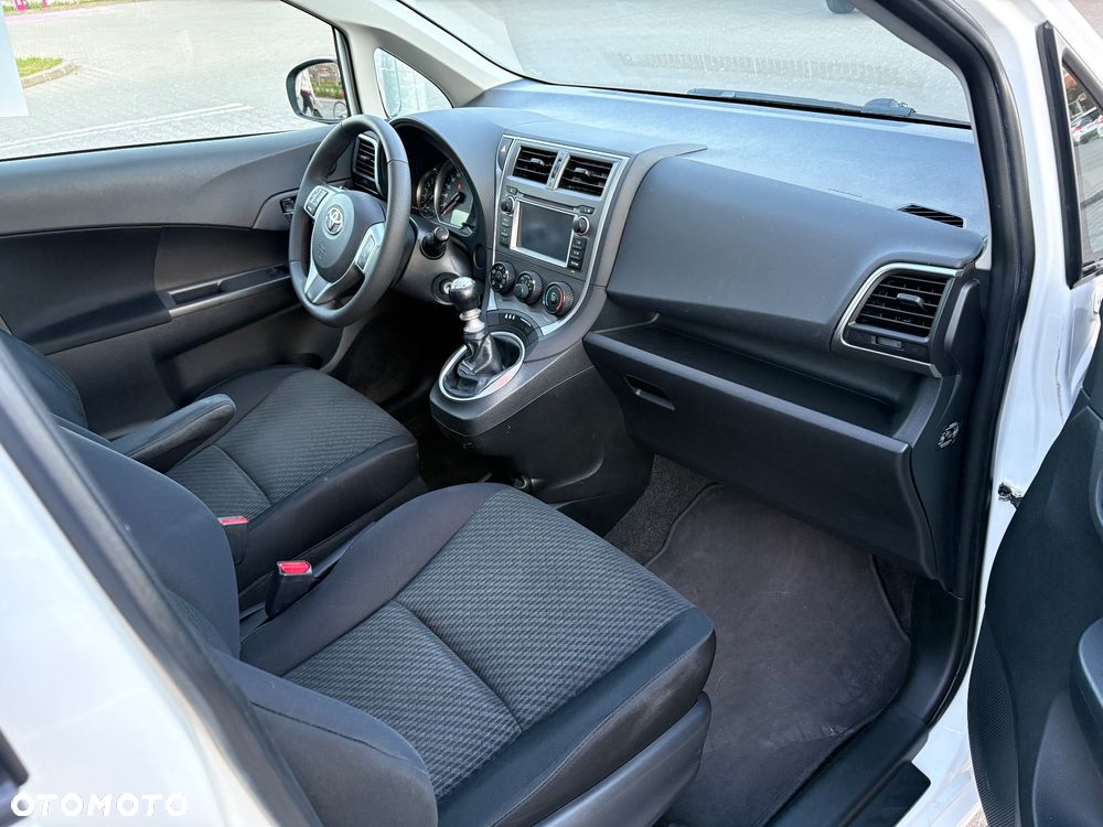 Toyota Verso S 1.33 Premium - 35