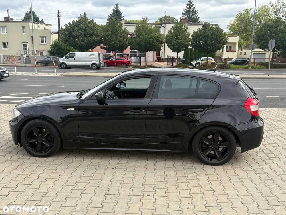 BMW Seria 1 120i - 3