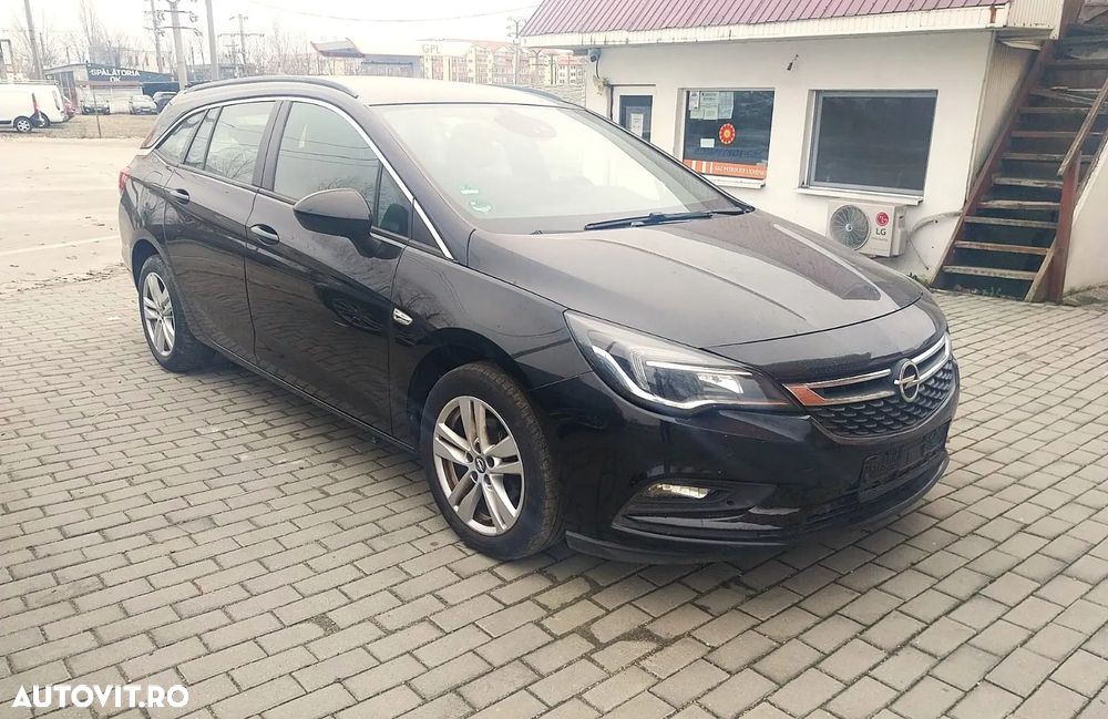 Opel Astra 1.6 D (CDTI) Start/Stop Dynamic - 4