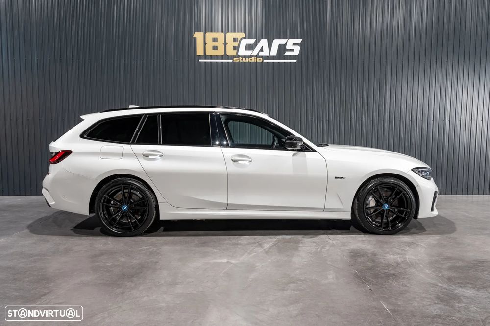 BMW 330 e Touring Pack M Auto - 45