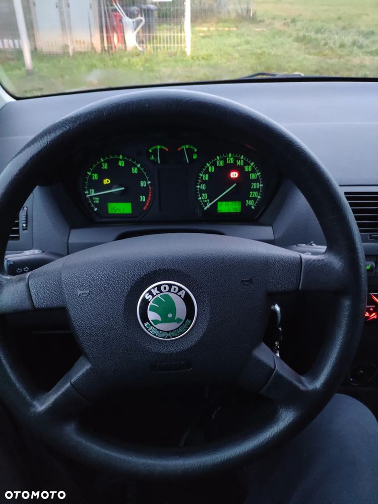 Skoda Fabia 2.0 Combi Elegance - 4