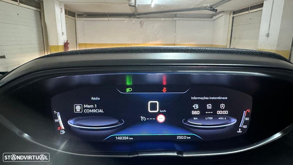 Peugeot 3008 1.5 BlueHDi Allure - 21