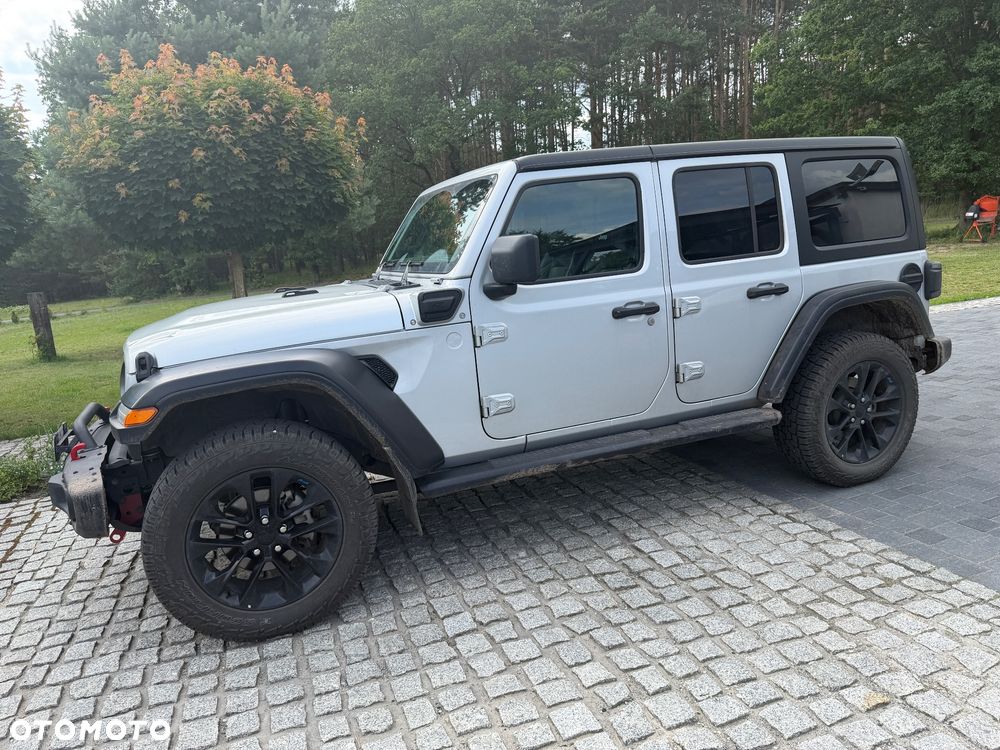 Jeep Wrangler - 2