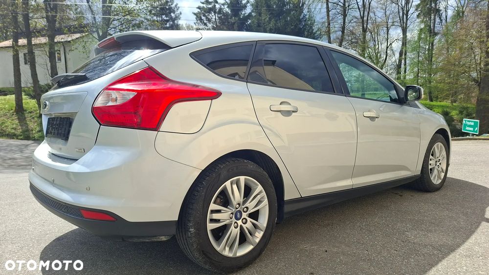 Ford Focus 1.0 EcoBoost 99g Gold X (Edition Start) - 33